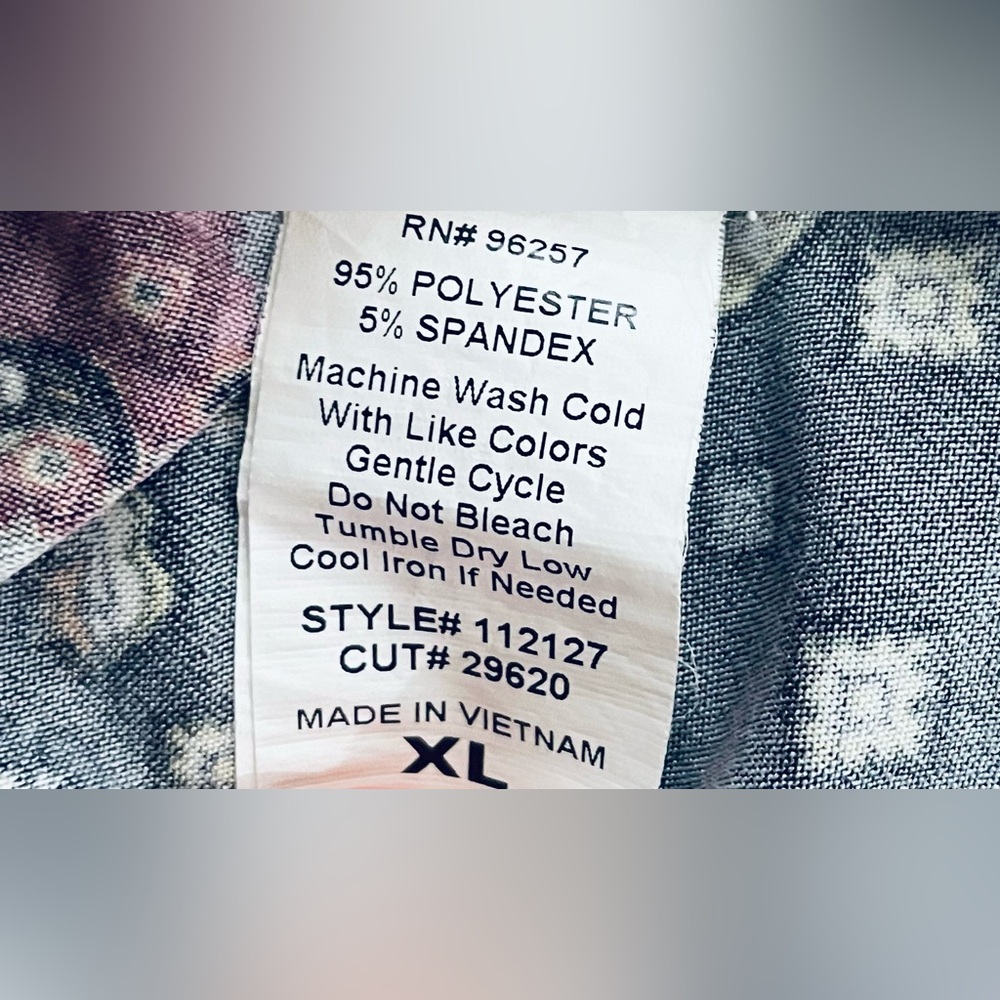 Perseption Concept Floral Pattern Top - image 3